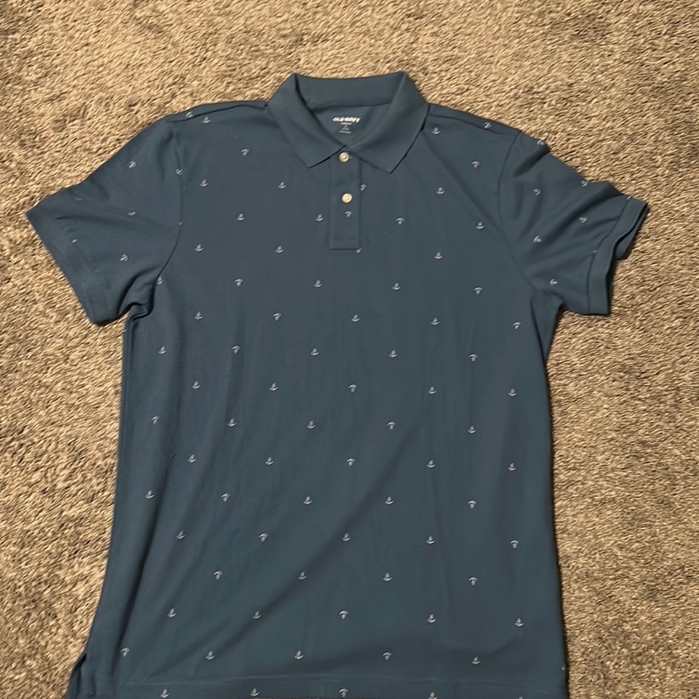 Size large classic fit old navy polo